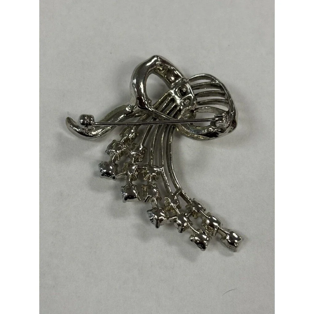 Vintage 1950s Clear Rhinestone Waterfall Spray Brooch Silver Tone Ribbon Pin